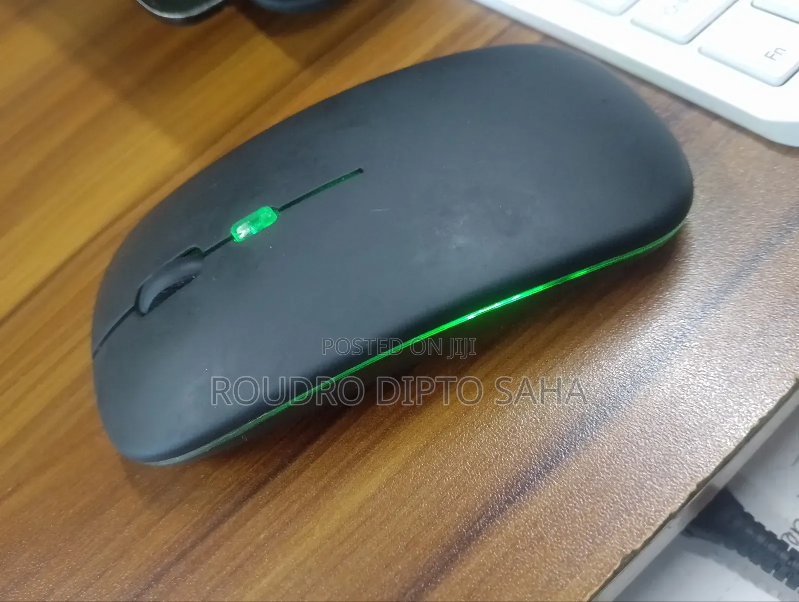 Wireless RGB 2 in 1 Mouse