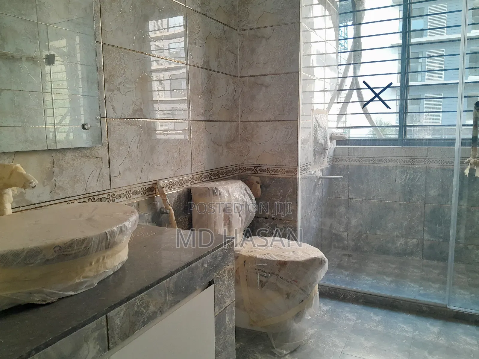 3bdrm Apartment in Semi Furnished for Rent