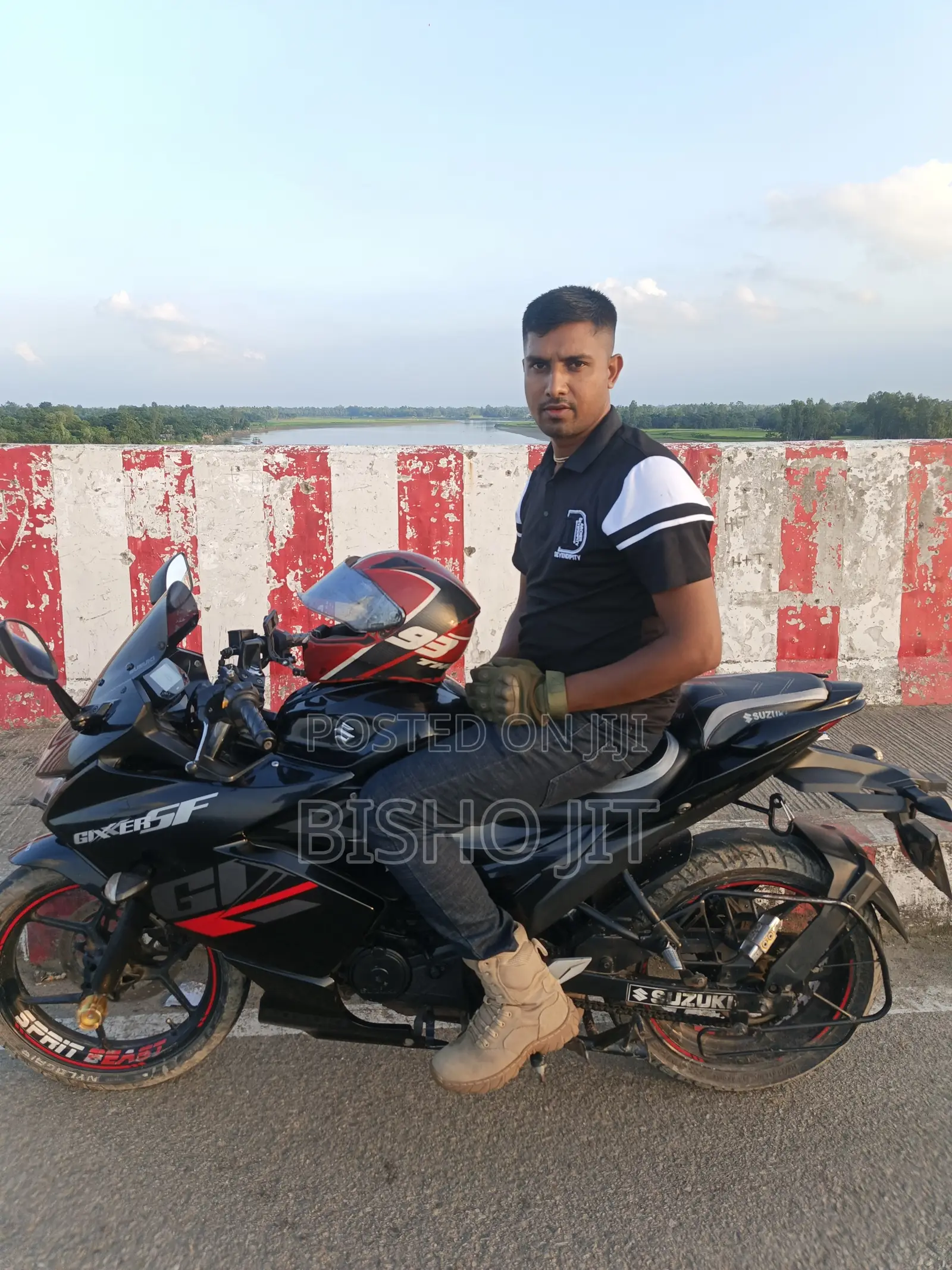 Suzuki Bike 2022 Black