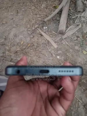 Tecno Spark Go 64 GB Blue