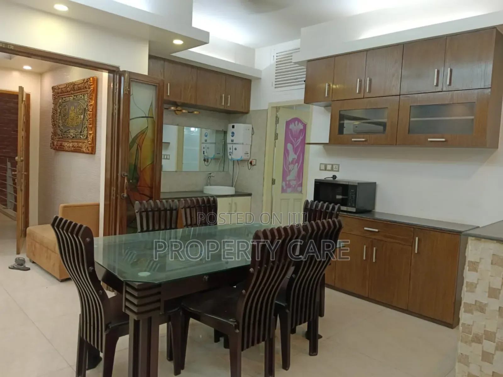 Furnished 3bdrm Apartment in Gulshan for Rent