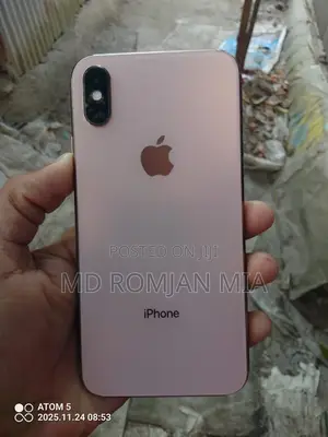 Photo - Apple iPhone XS 256 GB Gold