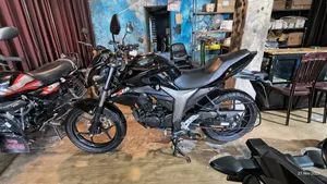 Suzuki Bike 2024 Black