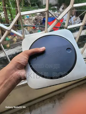 Desktop Computer Apple Mac Mini 8GB Intel Core I5 SSD 500GB