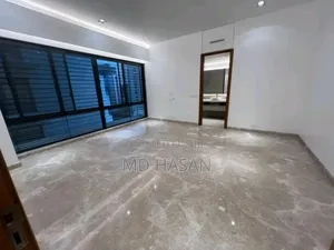 5bdrm Duplex in Semi Furnished for Rent