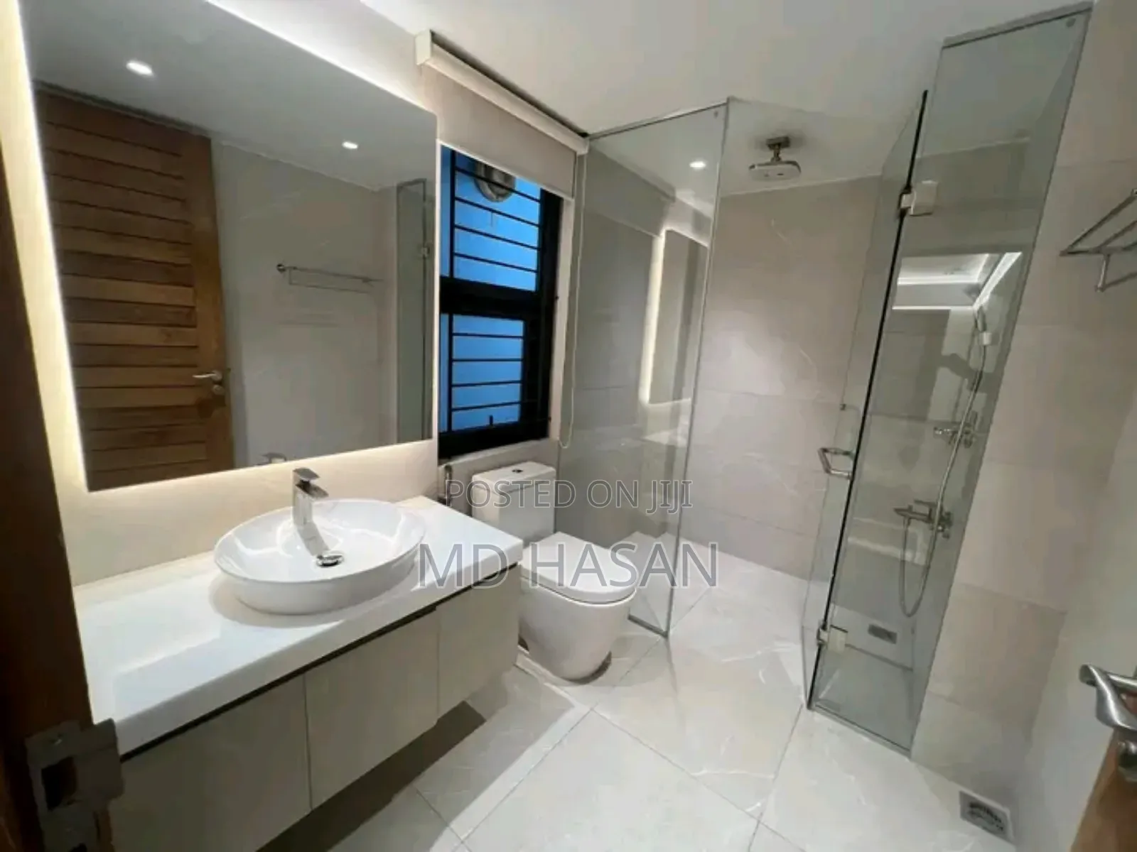 5bdrm Duplex in Semi Furnished for Rent