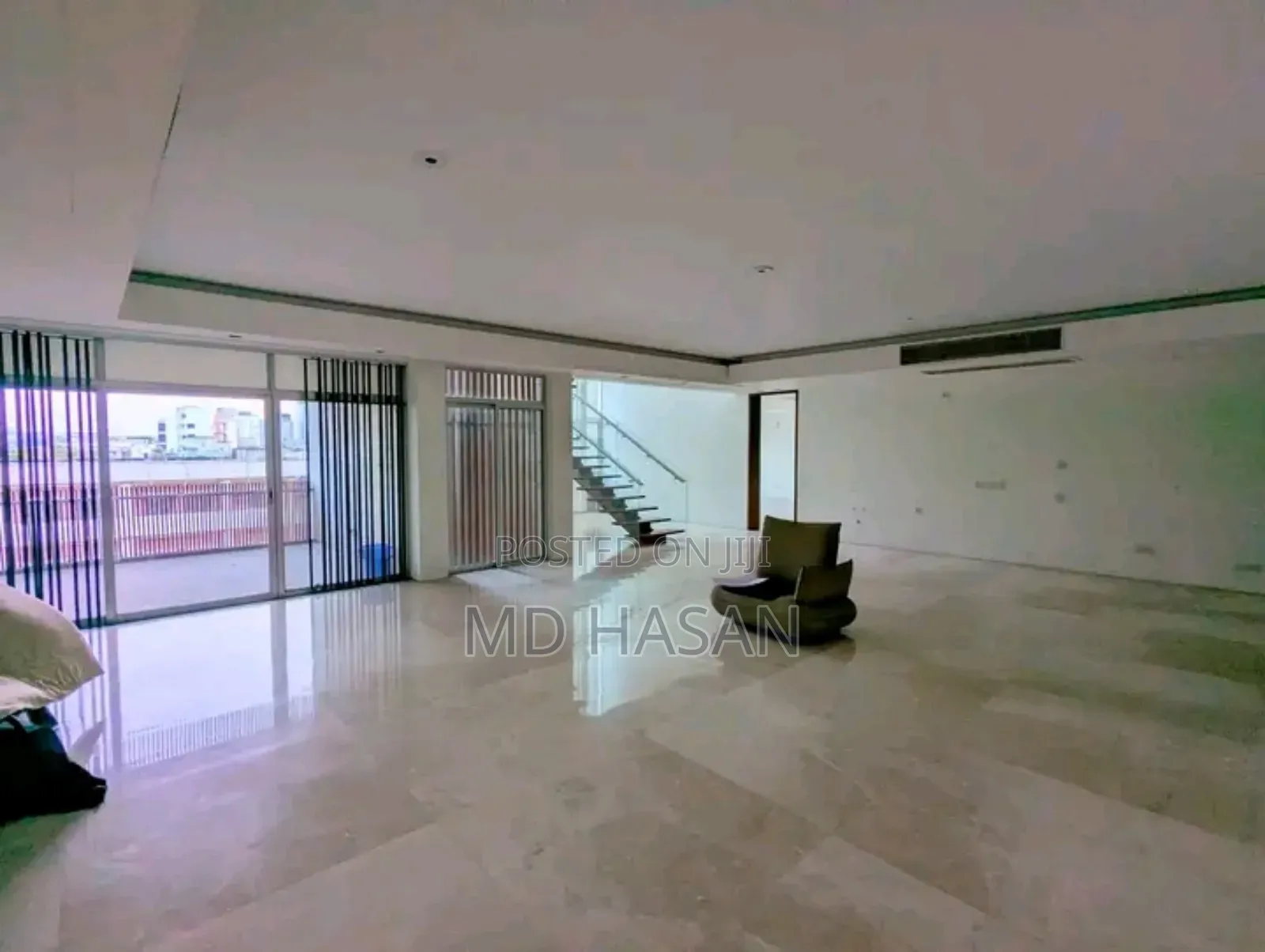 5bdrm Duplex in Duplex Flat Rent for Rent