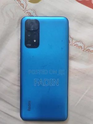 Photo - Xiaomi Redmi Note 11 128 GB Blue