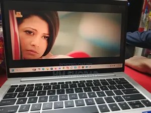 New Laptop HP EliteBook 830 G8 1GB Intel Core 7 SSD 256GB