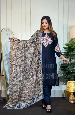 Photo - Digital Print Three Piece Update Collection