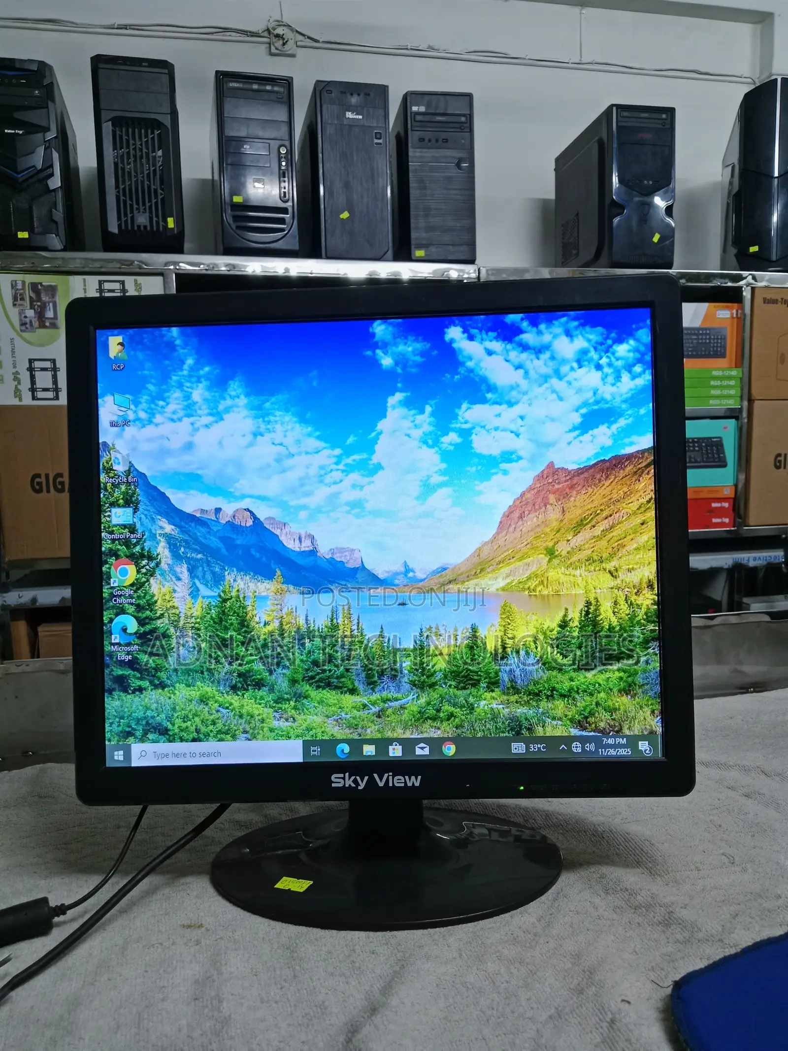Sky View 17′′ Square Hd Led Monitor | Budget-Friendly Compact