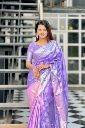 Photo - সফট সিল্ক কাতান শাড়ি