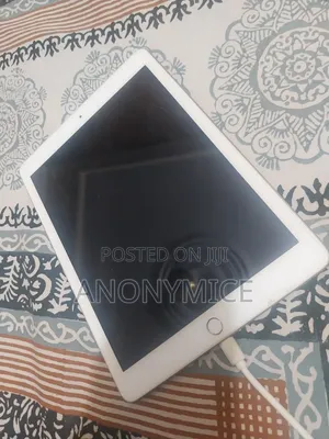 Apple iPad 5 (2022) 128 GB