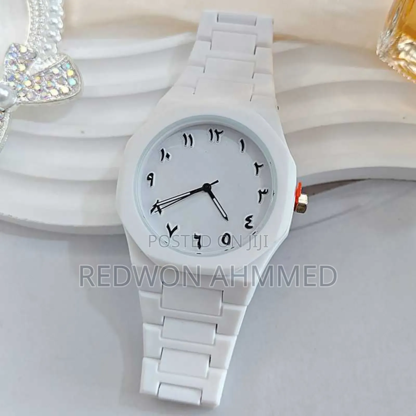 ছেলেদের স্টাইলিশ হোয়াইট ঘড়ি
