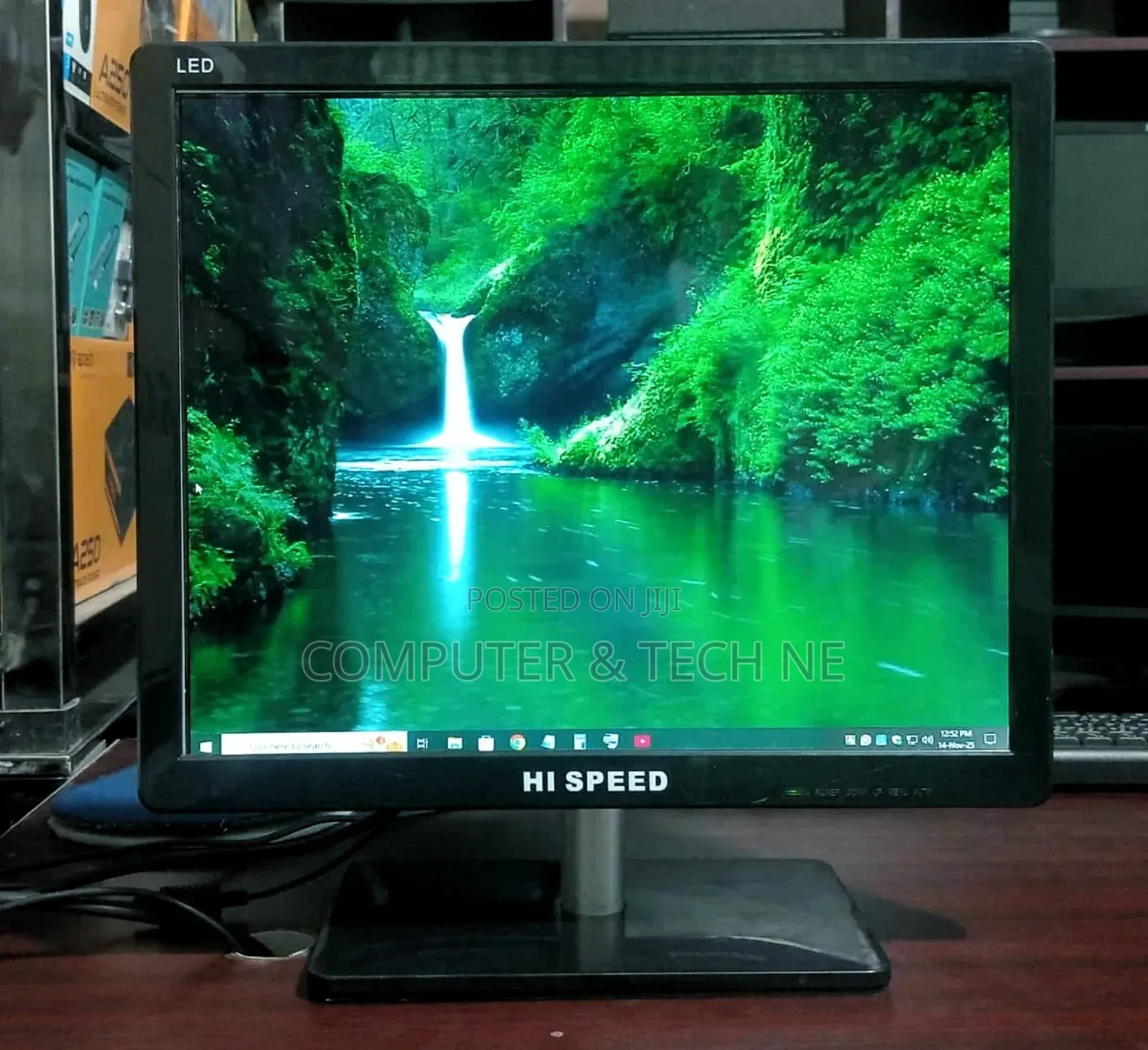 Hi Speed Hs1701 – 17” Led Full Hd Square Monitor Full Fresh