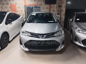 Photo - Toyota Axio 2020 Silver