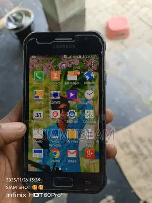 Samsung Galaxy J1 Ace 4 GB Black