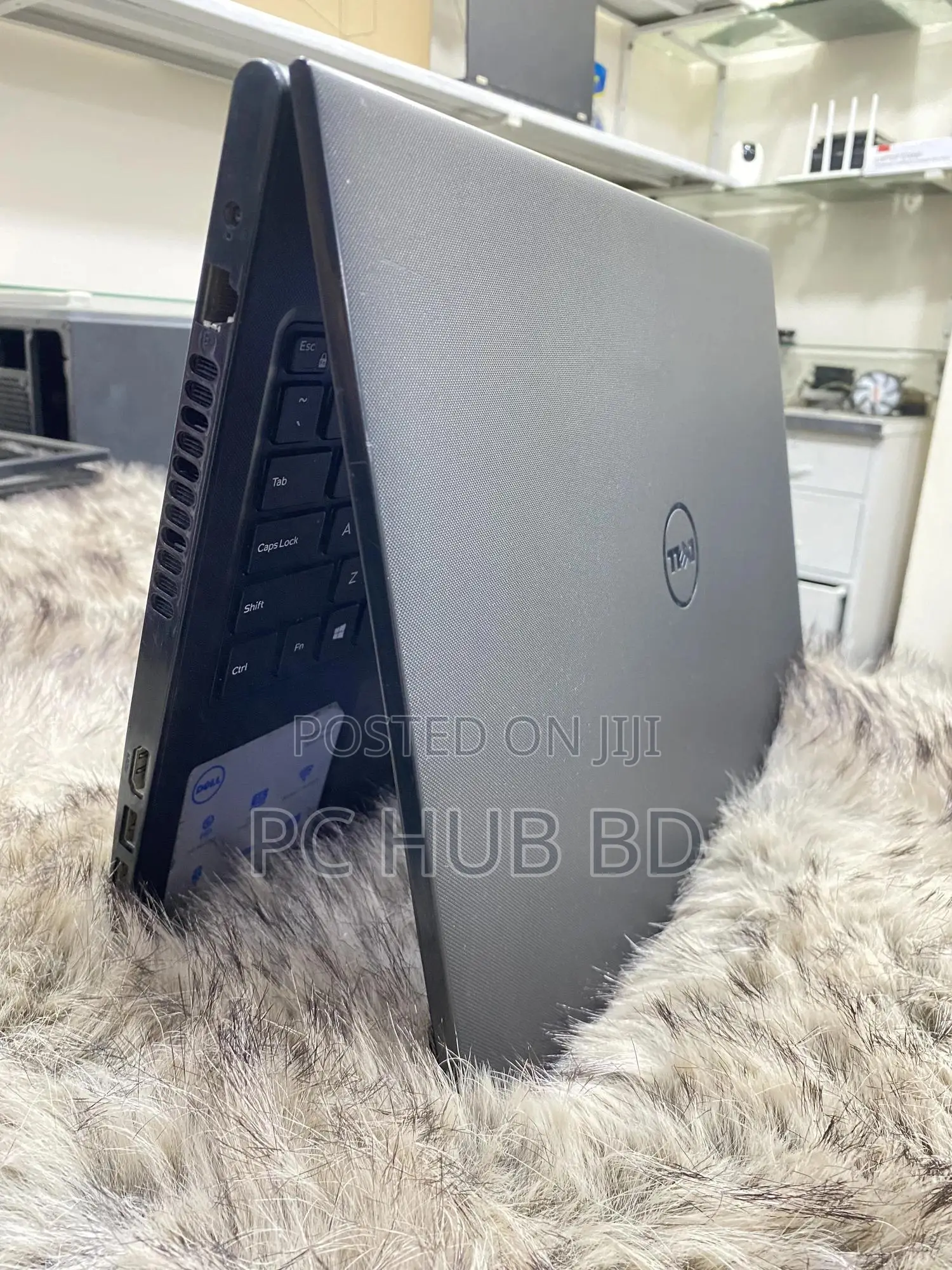 Laptop Dell Inspiron 3541 12GB Intel Core I3 HDD+SSD 1T