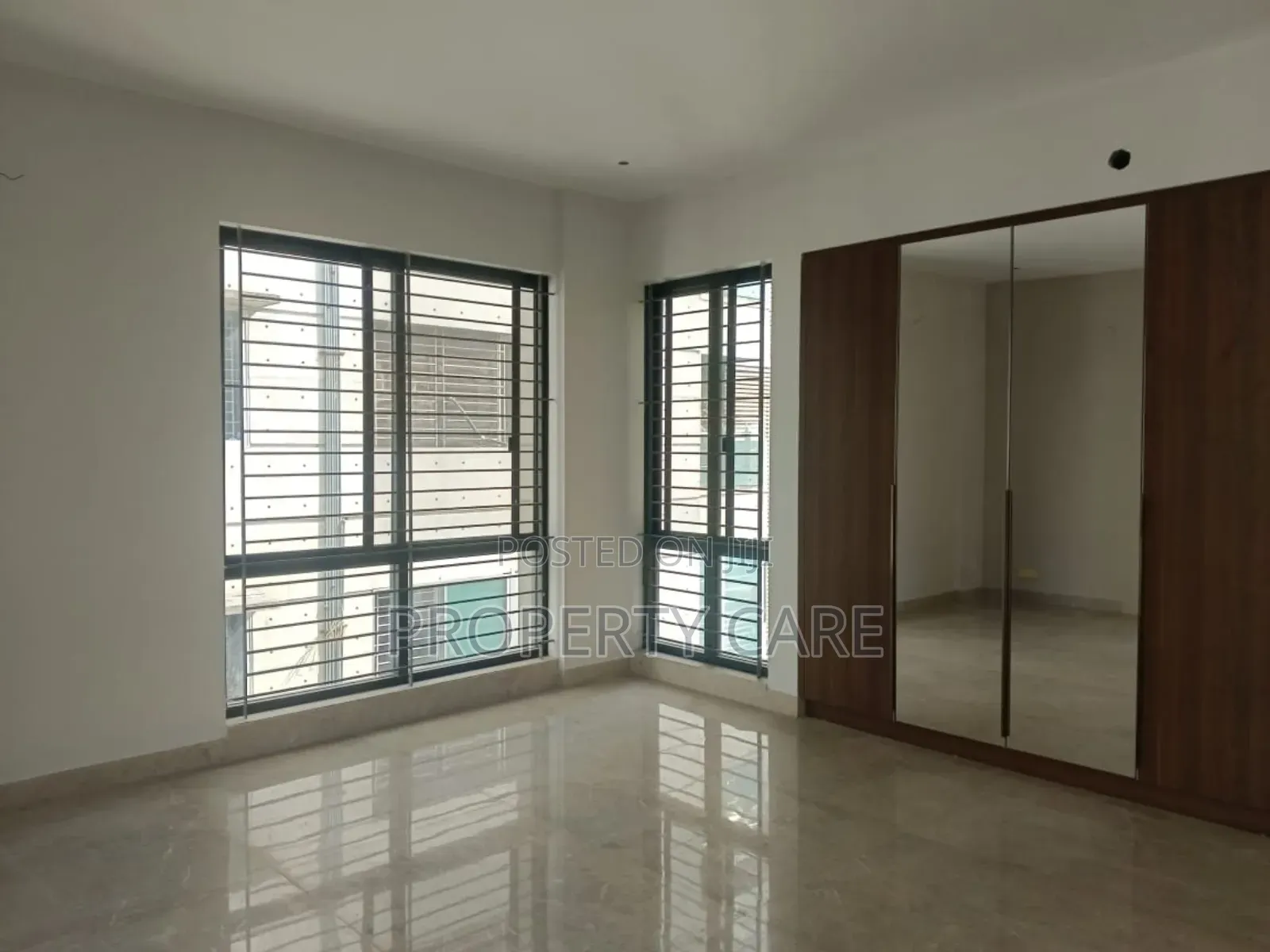 4bdrm Apartment in Gulshan for Rent