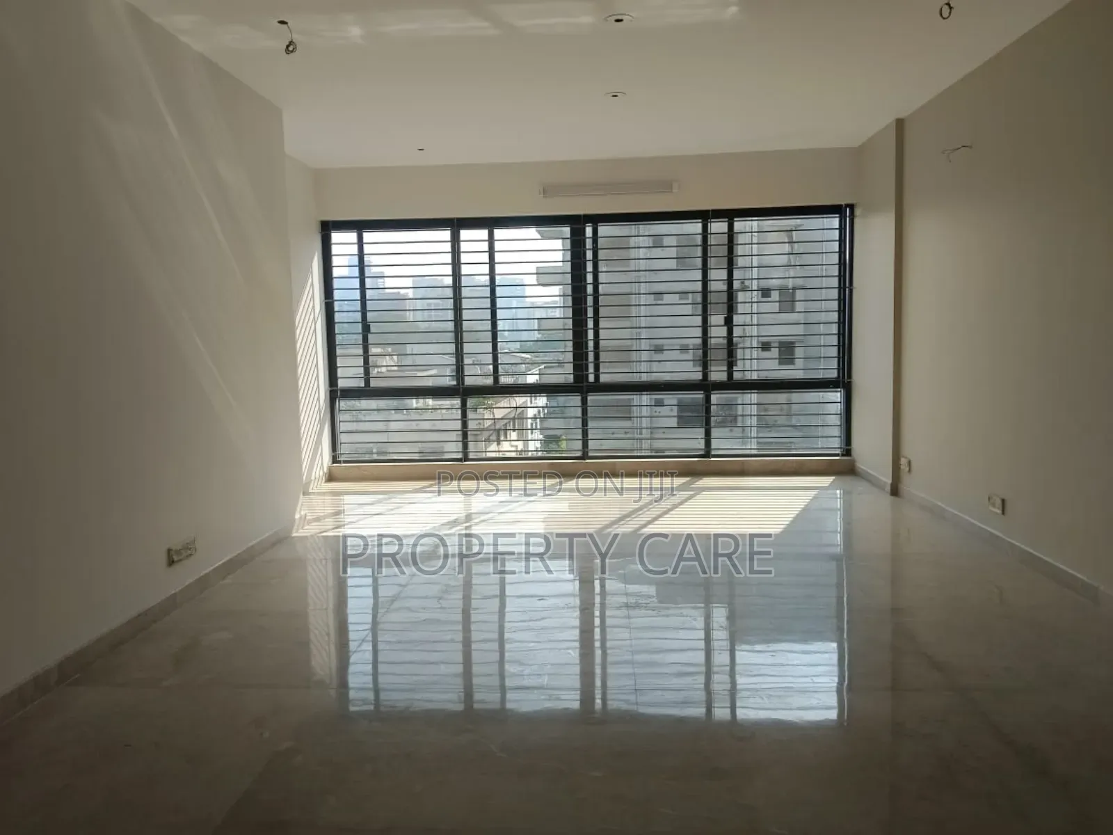 4bdrm Apartment in Gulshan for Rent
