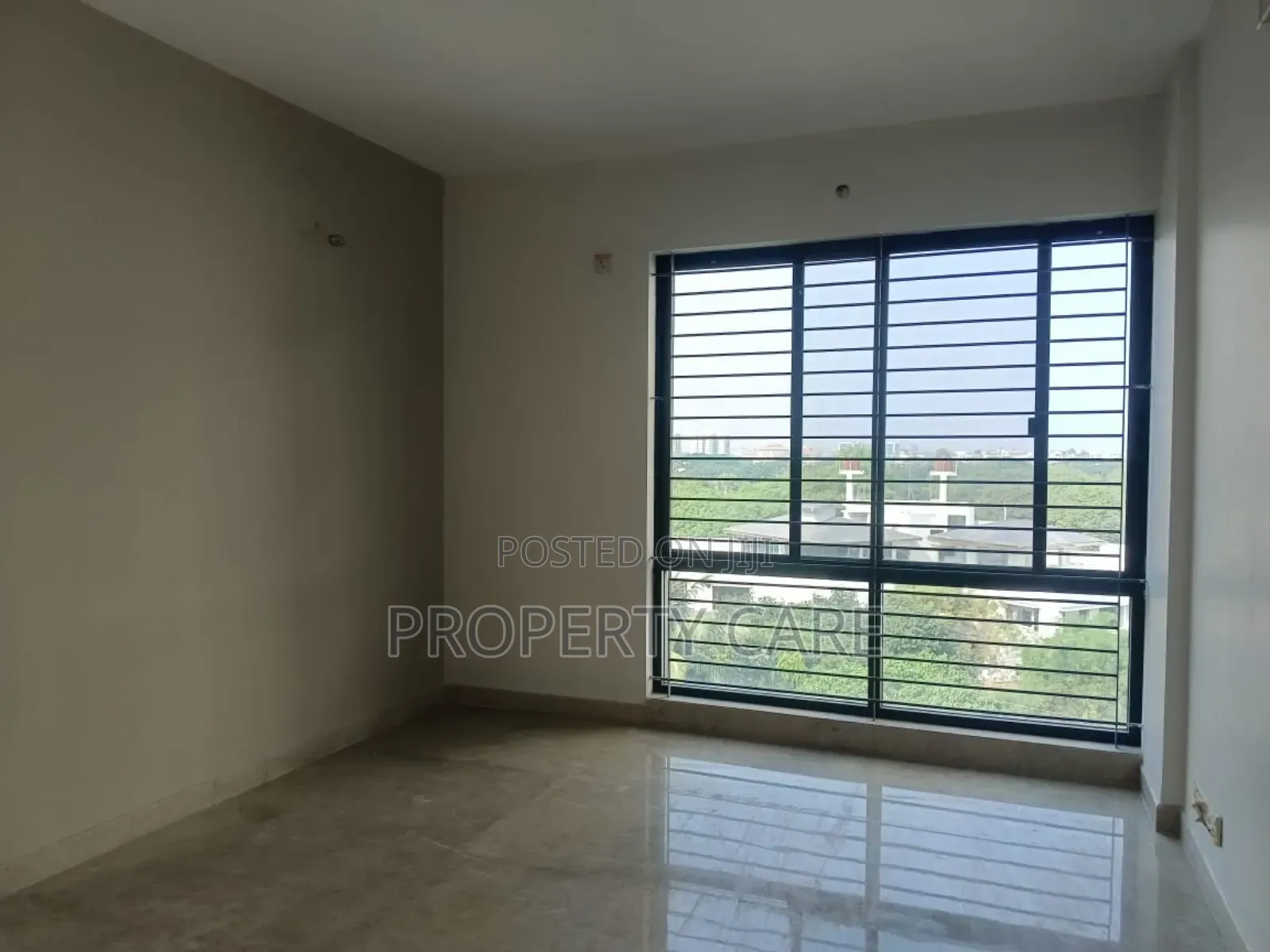 4bdrm Apartment in Gulshan for Rent