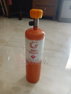 Photo - R600a Gas Cylinder With 300 Gram Gas