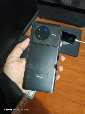 Photo - Vivo X80 256 GB Black