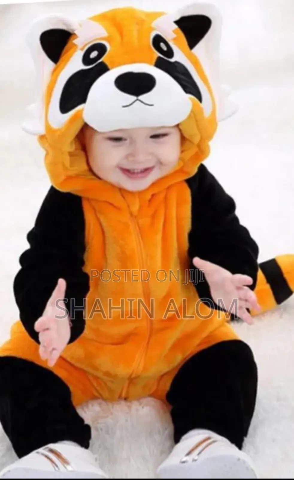 কিউট রেড পান্ডা বেবি কস্টিউম!