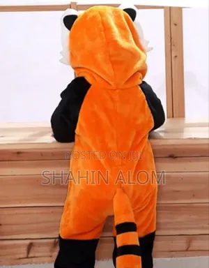 কিউট রেড পান্ডা বেবি কস্টিউম!