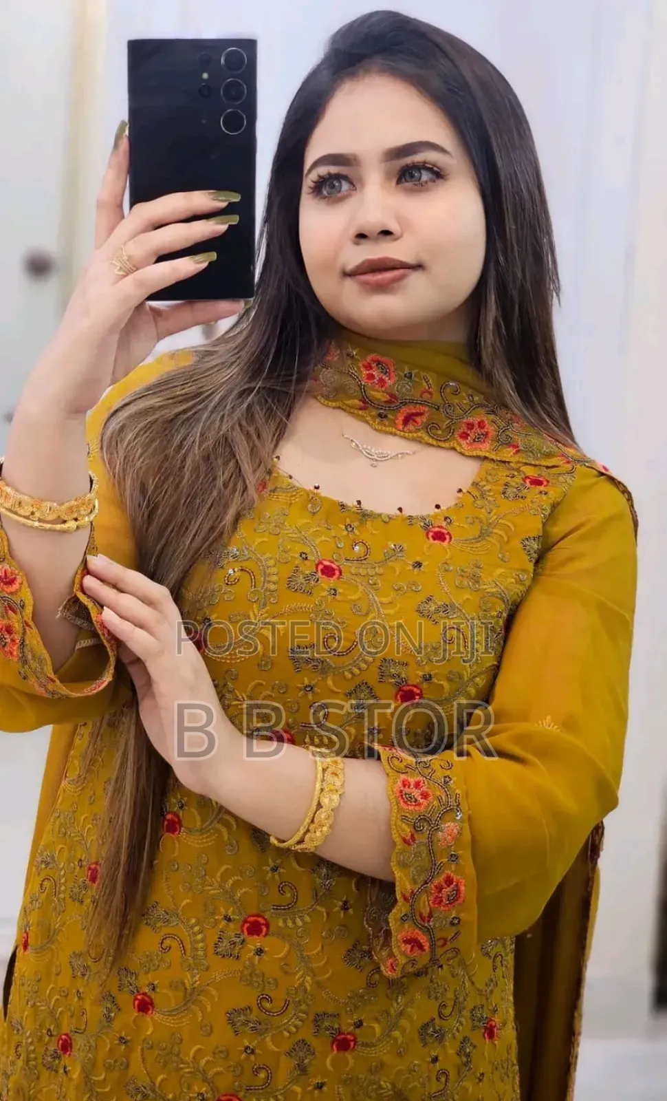 Jorjet Embroidery Four Piece