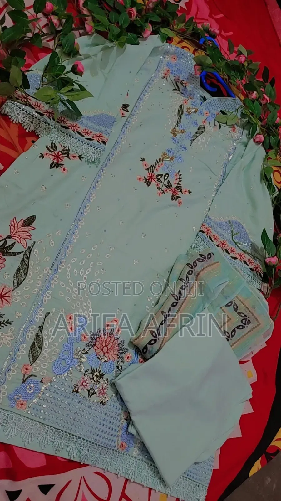 পার্টি ড্রেস