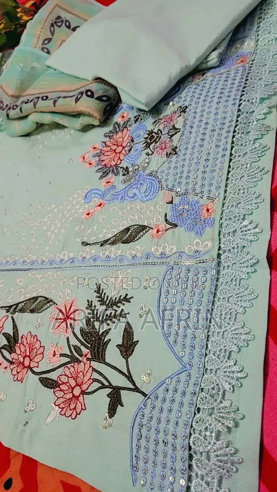 পার্টি ড্রেস