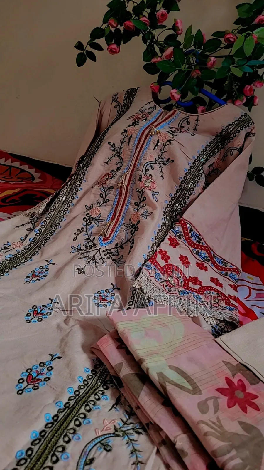 পার্টি ড্রেস