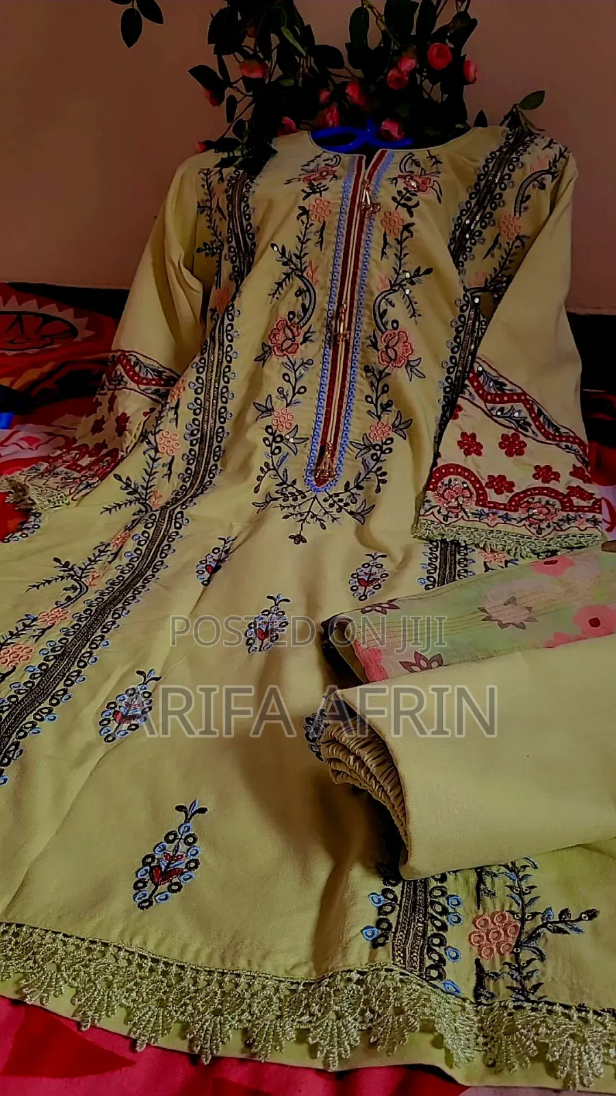 পার্টি ড্রেস