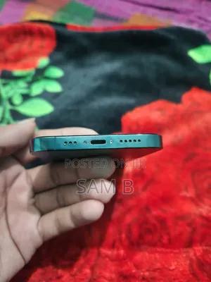 Photo - Apple iPhone 12 Pro 256 GB Blue