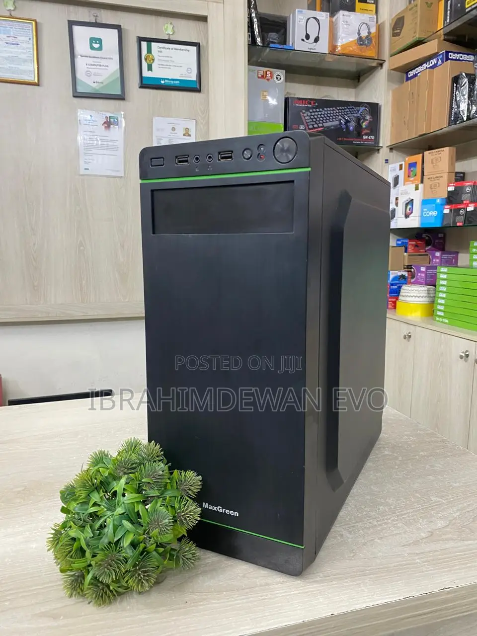 Intel Core I3 10th Gen 3.60ghz,Ddr- 4 8gb Ram , Ssd: 128gb