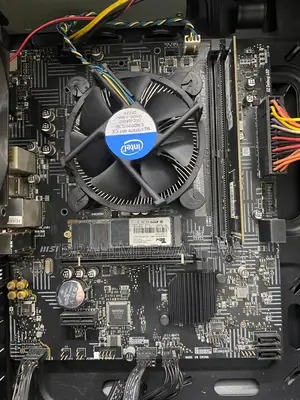 Intel Core I3 10th Gen 3.60ghz,Ddr- 4 8gb Ram , Ssd: 128gb