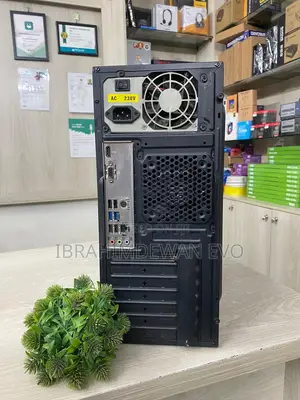 Intel Core I3 10th Gen 3.60ghz,Ddr- 4 8gb Ram , Ssd: 128gb