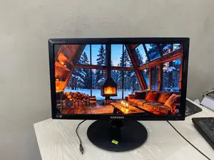 Photo - Samsung 19" 1 Mark Led Monitor ,Resolution (1366x768) ,Model : S19b150