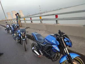 Photo - Suzuki 2017 Blue