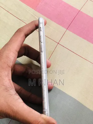 Apple iPhone 7 32 GB White