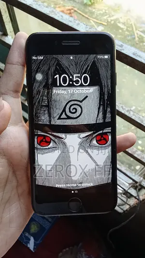 Photo - Apple iPhone 7 128 GB Black