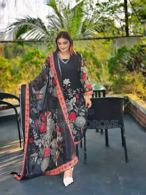 Photo - ব্ল্যাক এন্ড রেড কম্বিনেশন ড্রেস r