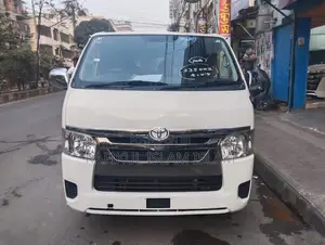 Photo - Toyota HiAce 2020 White