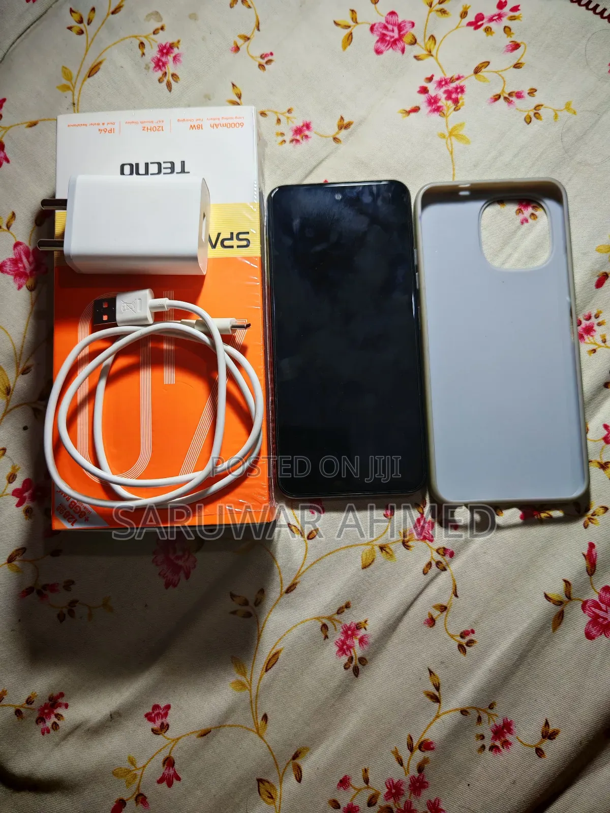Tecno Spark 40 128 GB