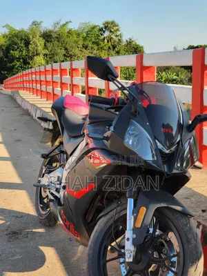 Photo - Aprilia 2020 Black