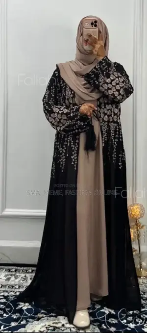 Abaya Zahoor