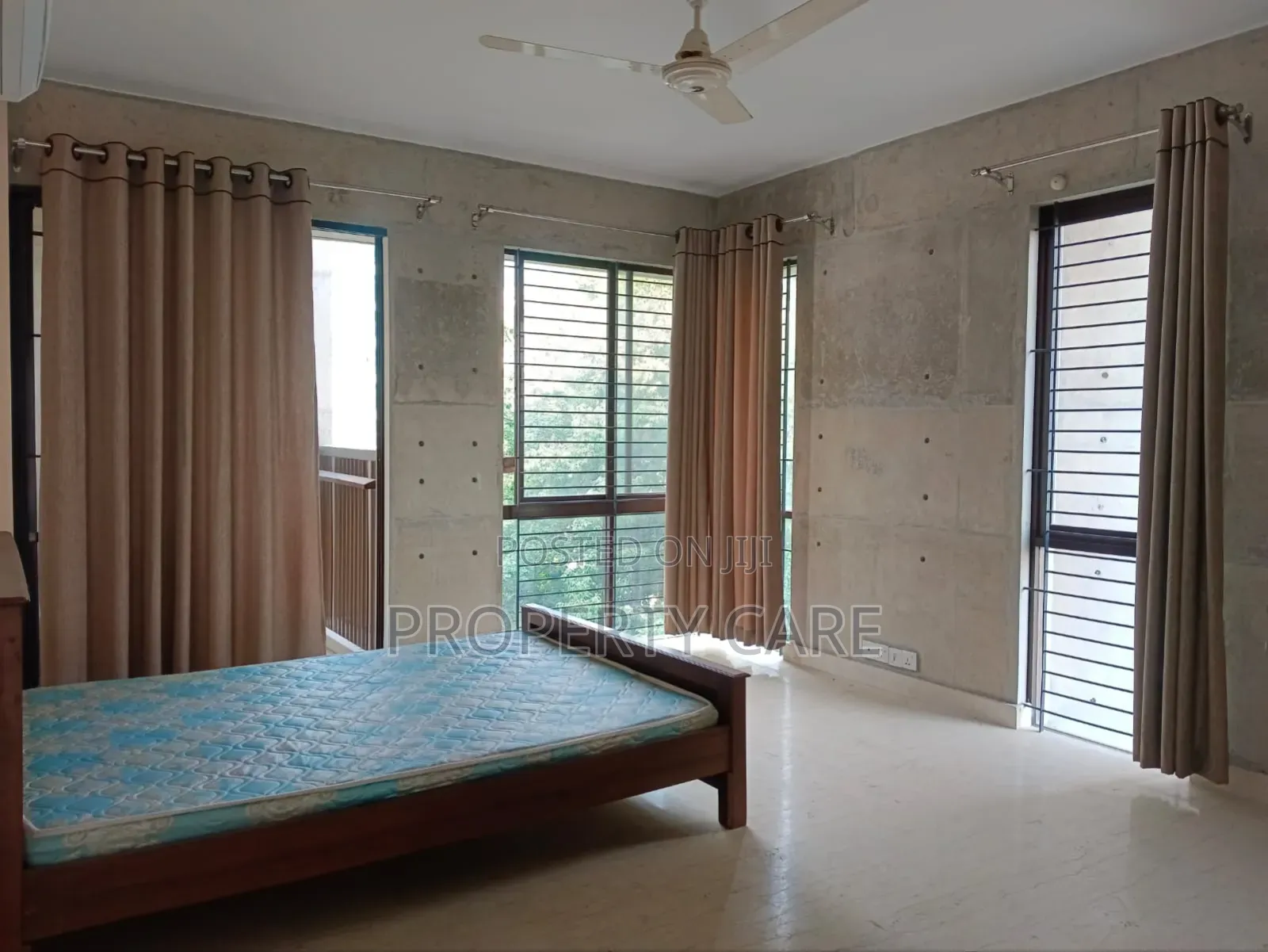 Furnished 4bdrm Apartment in Gulshan for Rent