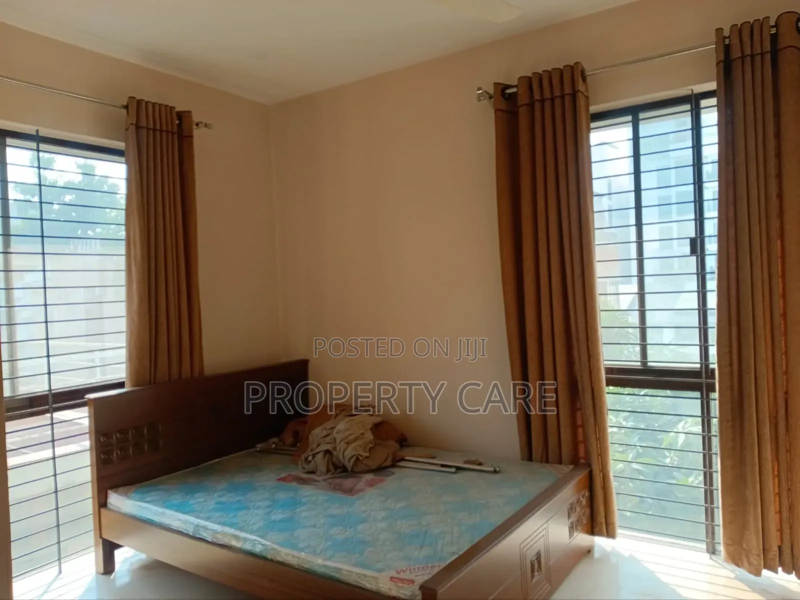 Furnished 4bdrm Apartment in Gulshan for Rent