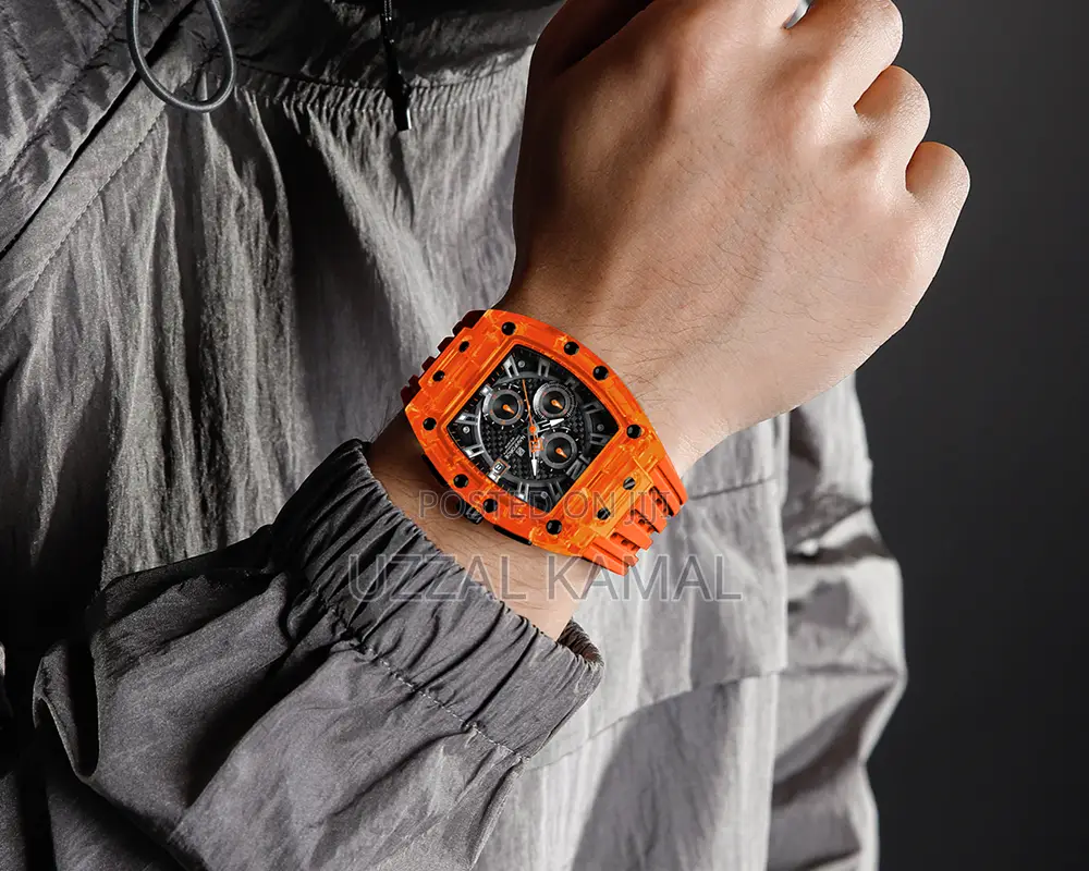 Naviforce Nf7105 Sports Waterproof Quartz Chronograph Watch.